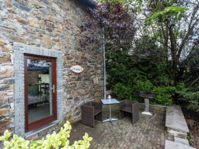 Charming Cottage in Stoumont with colourful garden